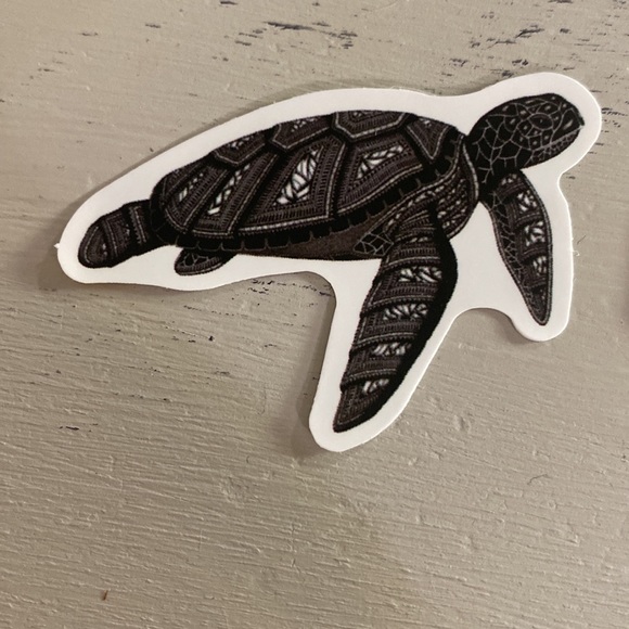 Set of 4. Vinyl waterproof 💦. Stickers. New. Turtles 🐢. Hawai’i. - Picture 2 of 5